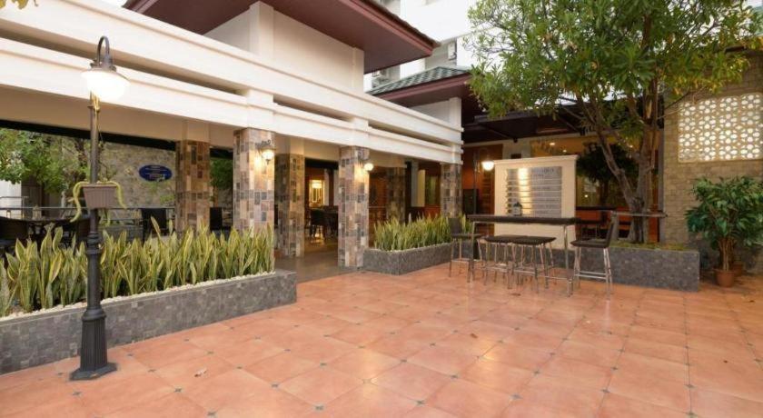 Nartsiri Hotel Ubon Ratchathani Exteriér fotografie